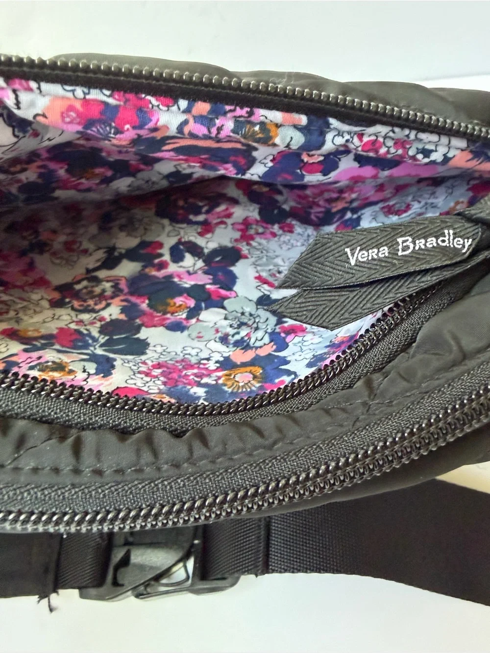 Vera Bradley sleek quilted